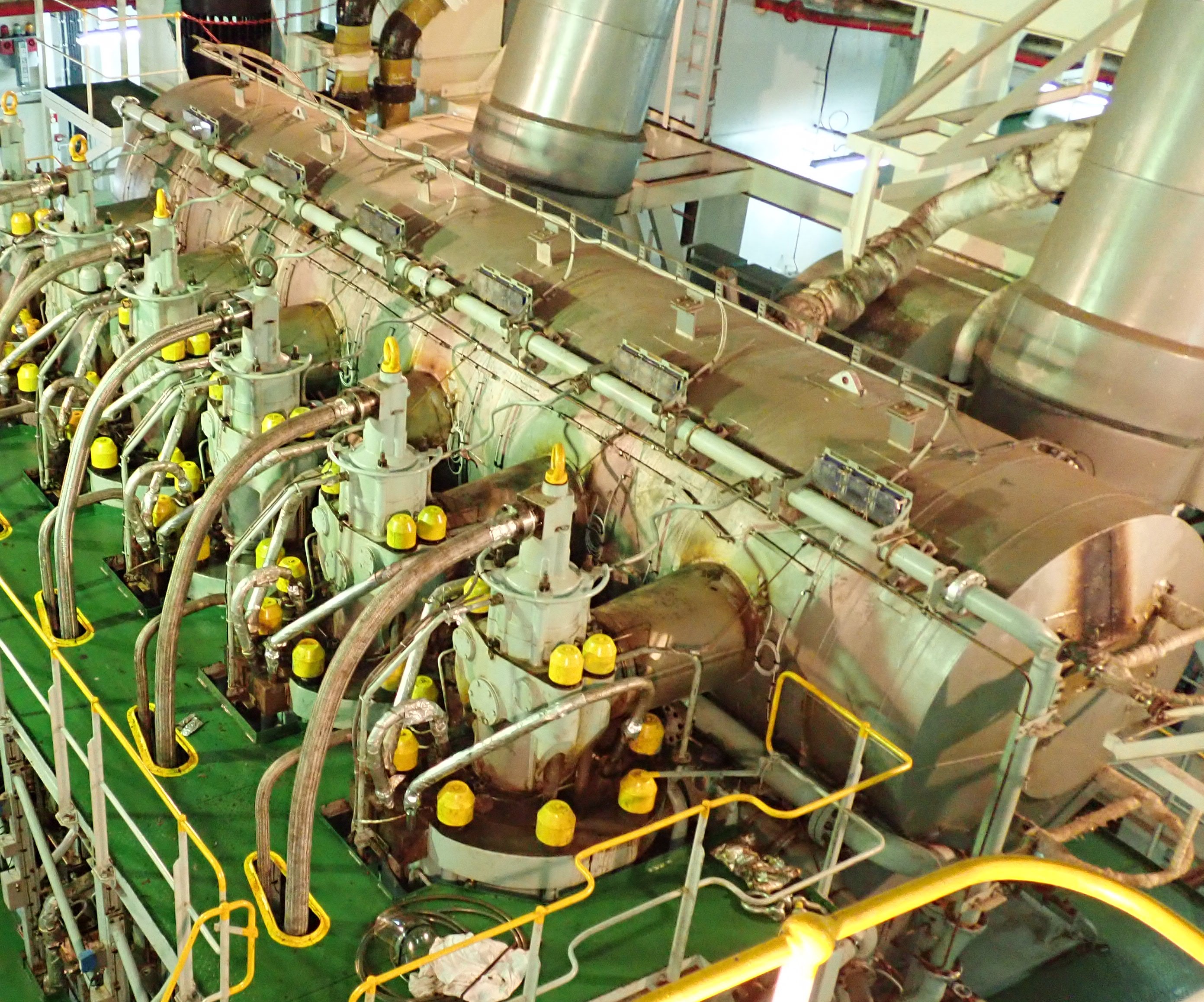 Oil Condition Monitoring: Insights into Equipment Protection & Diagnosis