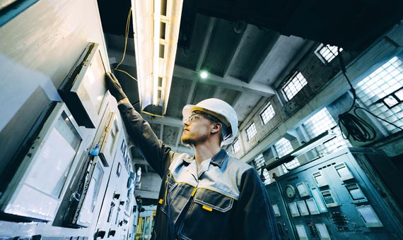 electrical failure power generation and distribution plant worker