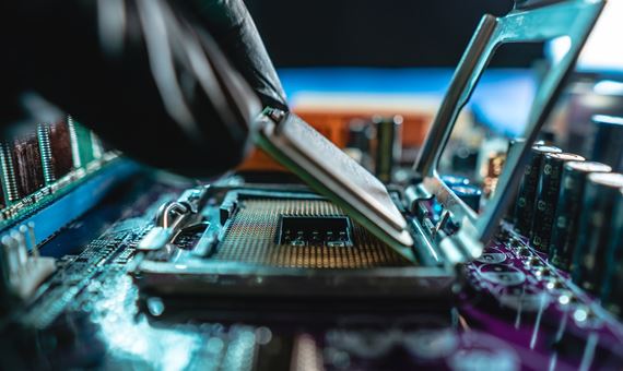 information technology hardware software